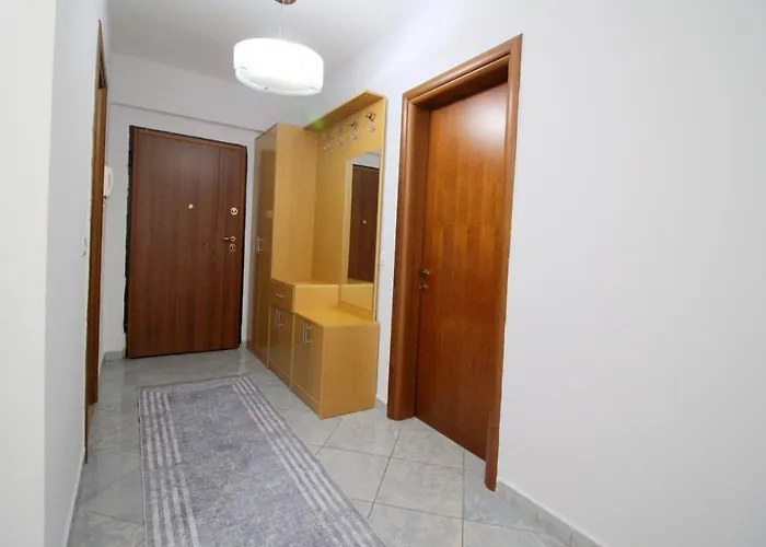 Sunrise Feriehus Sarandë