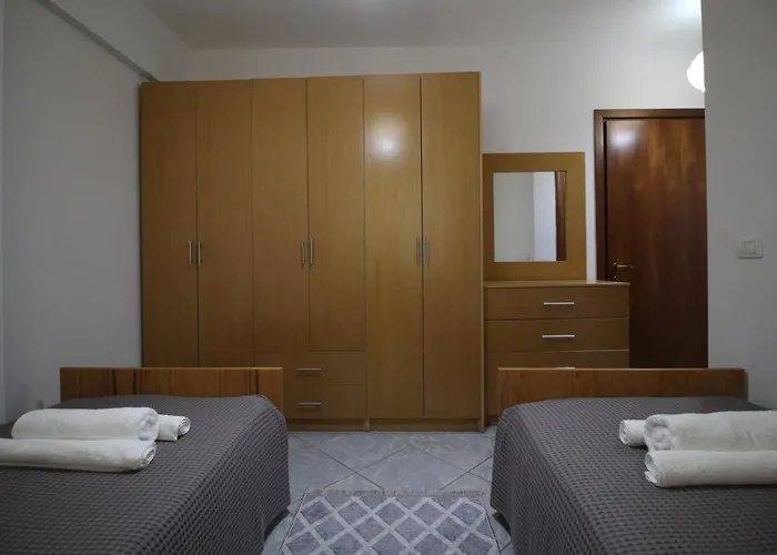 Sunrise Feriehus Sarandë